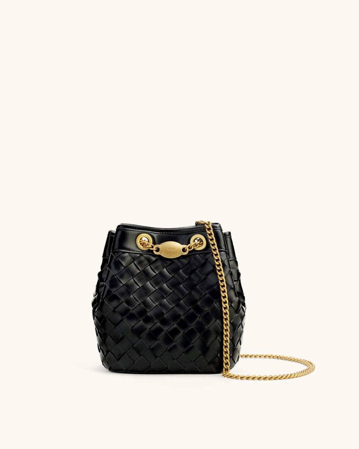 Burgundy hand-woven bucket bag, Bottega Andiamo dupe by JW PEI Yara